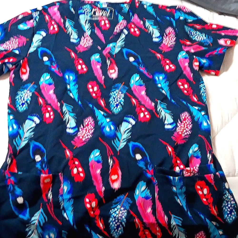 3 Scrub tops lot xsmall